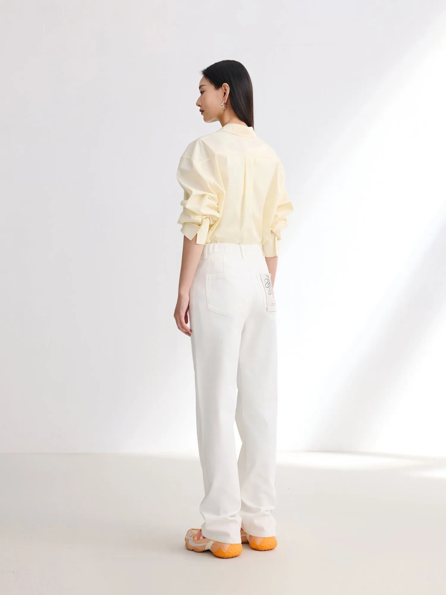 EP YAYING Micro Flare Slimming Jeans