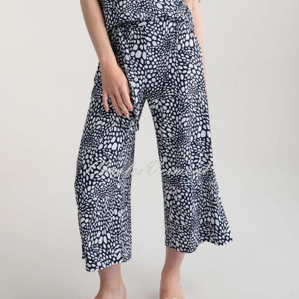 Marble Abstract Print Culotte Trouser - Style 7940-103 (Navy)